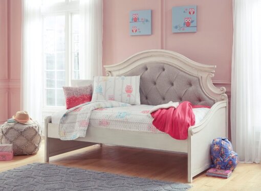 Realyn Twin Bedroom Set - Image 4