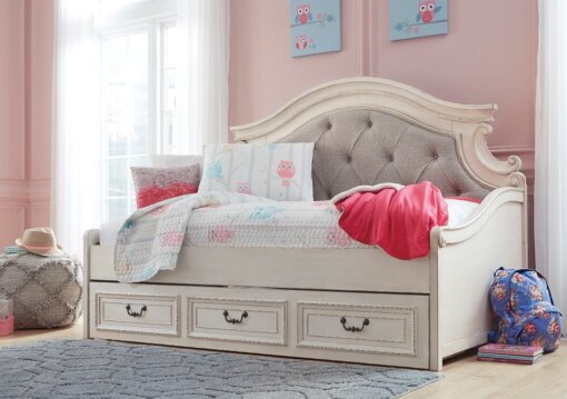 Realyn Twin Bedroom Set - Image 3